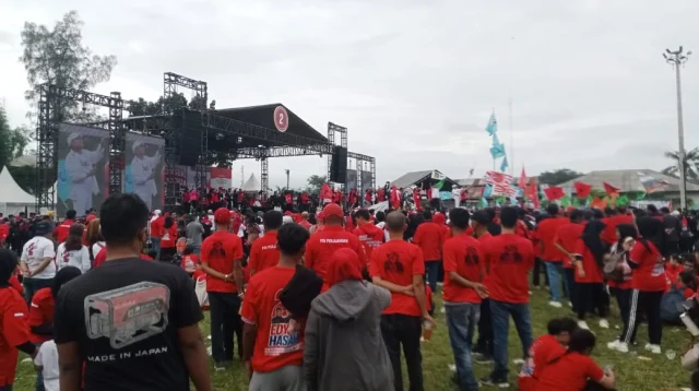 Konser Aksi 2 Edy-Hasan Di Medan: Ribuan Warga Dukung Perubahan Sumut
