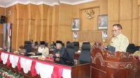 Bupati Batu Bara Respon Pandangan Fraksi Terhadap Ranperda PIKID Bupati Batu Bara Respon Pandangan Fraksi Terhadap Ranperda PIKID