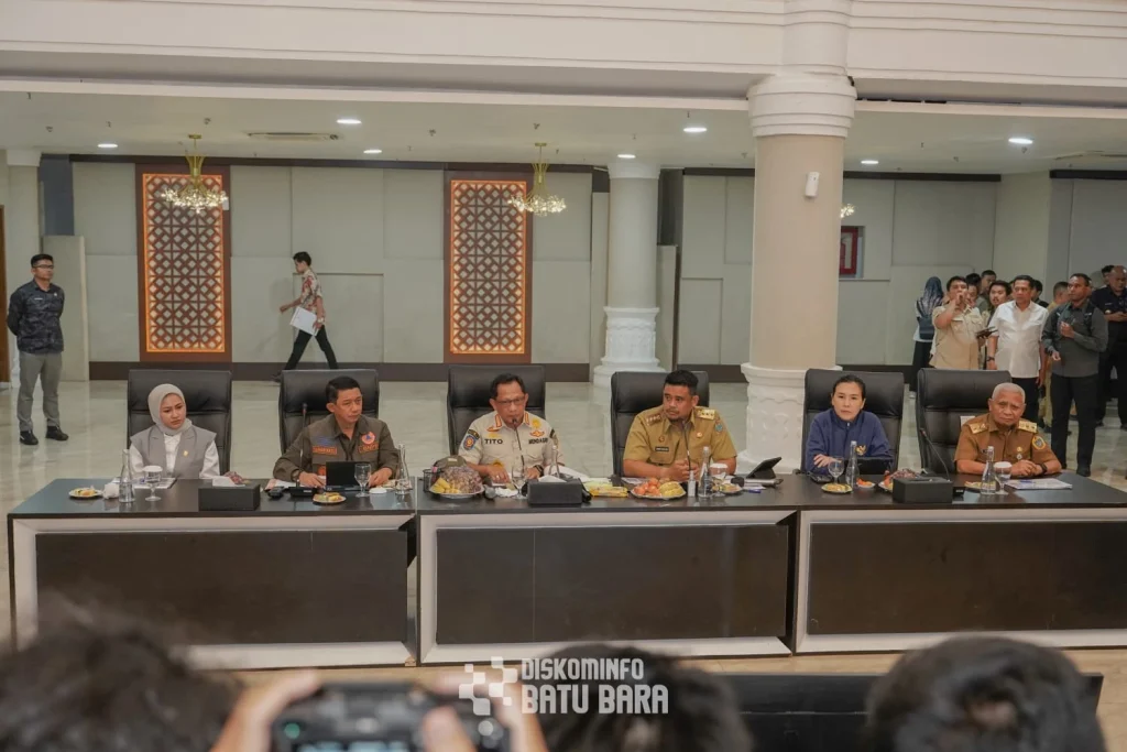 Bupati Baharuddin Hadiri Rakor Percepatan Rehabilitasi dan Rekonstruksi Pascabencana di Sumatera Utara