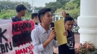 Gerakan Aktivis Peduli Sumatera Utara( GAP-SU ) Gelar Unjuk Rasa di Depan Kantor Bupati Asahan Gerakan Aktivis Peduli Sumatera Utara( GAP-SU ) Gelar Unjuk Rasa di Depan Kantor Bupati Asahan
