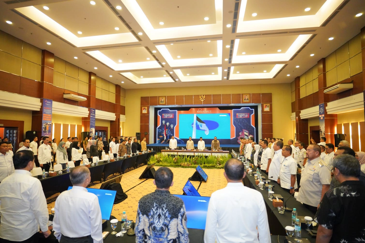 Perkuat Sinergi dengan Pemerintah Pusat dan Provinsi, Bupati Batu Bara Hadiri Kunker Spesifik Komisi II DPR RI dan Wakil Menteri Dalam Negeri