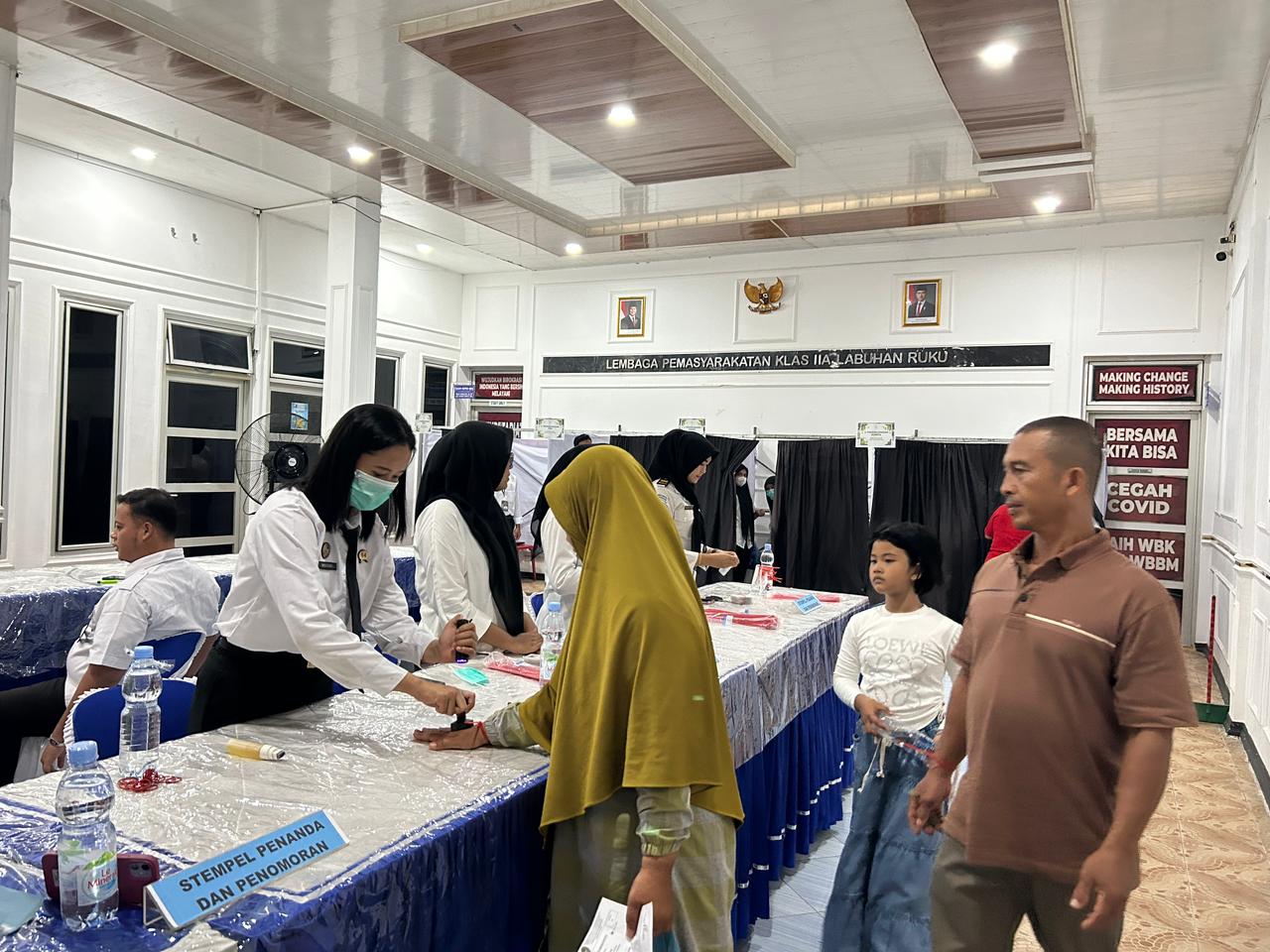 Hari Ketiga Lebaran, Lapas Labuhan Ruku Berikan Pelayanan Kunjungan Maksimal bagi Warga Binaan