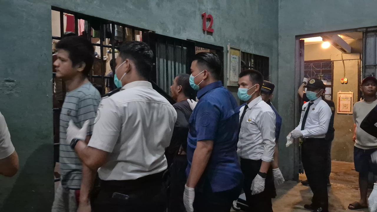 Lapas Labuhan Ruku Gelar Razia Gabungan Dalam Rangka Peringatan Hari Bakti Pemasyarakatan ke-62