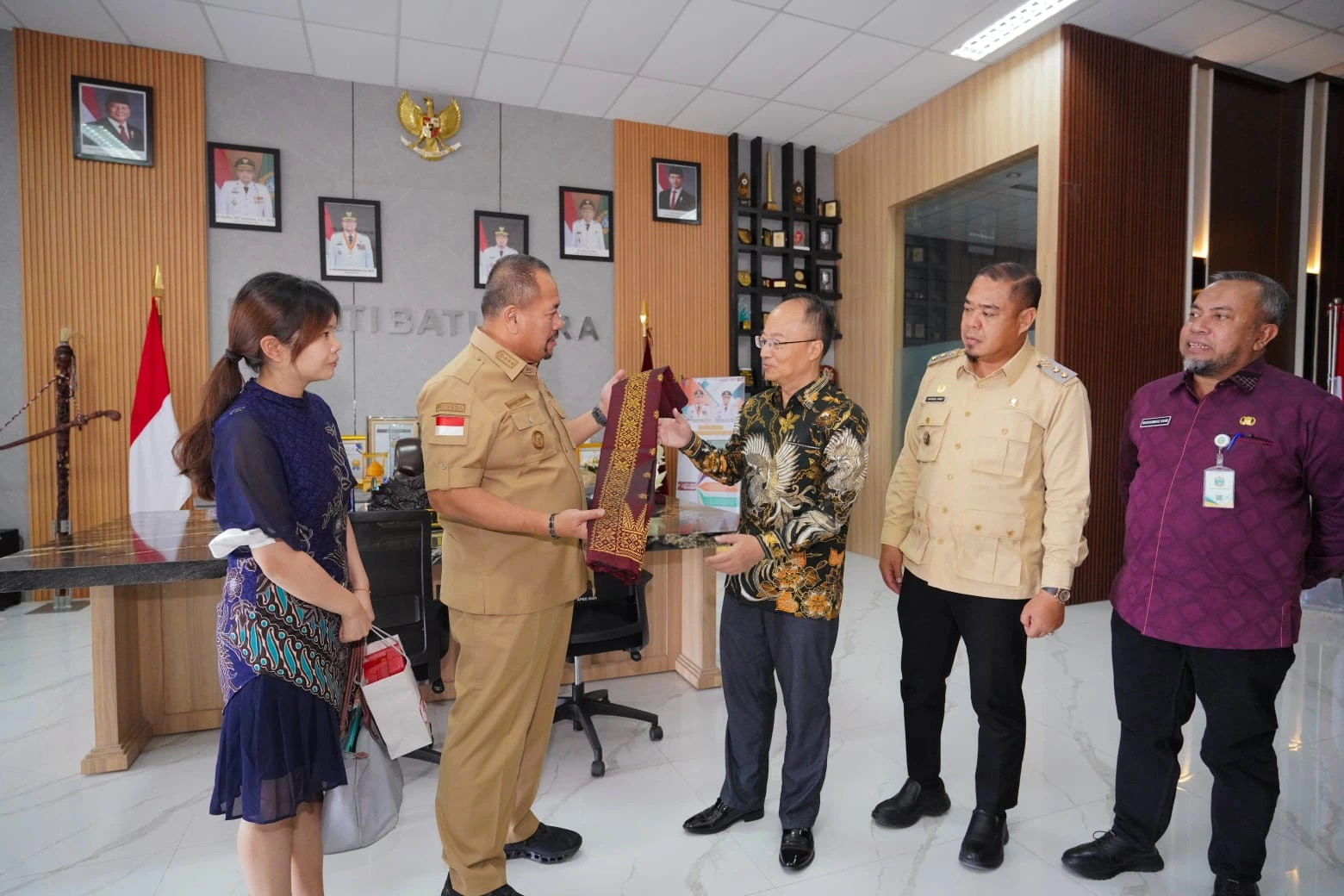 Perkuat Hubungan Kerja Sama, Bupati Batu Bara Terima Kunjungan Konsulat Jenderal RRT Medan