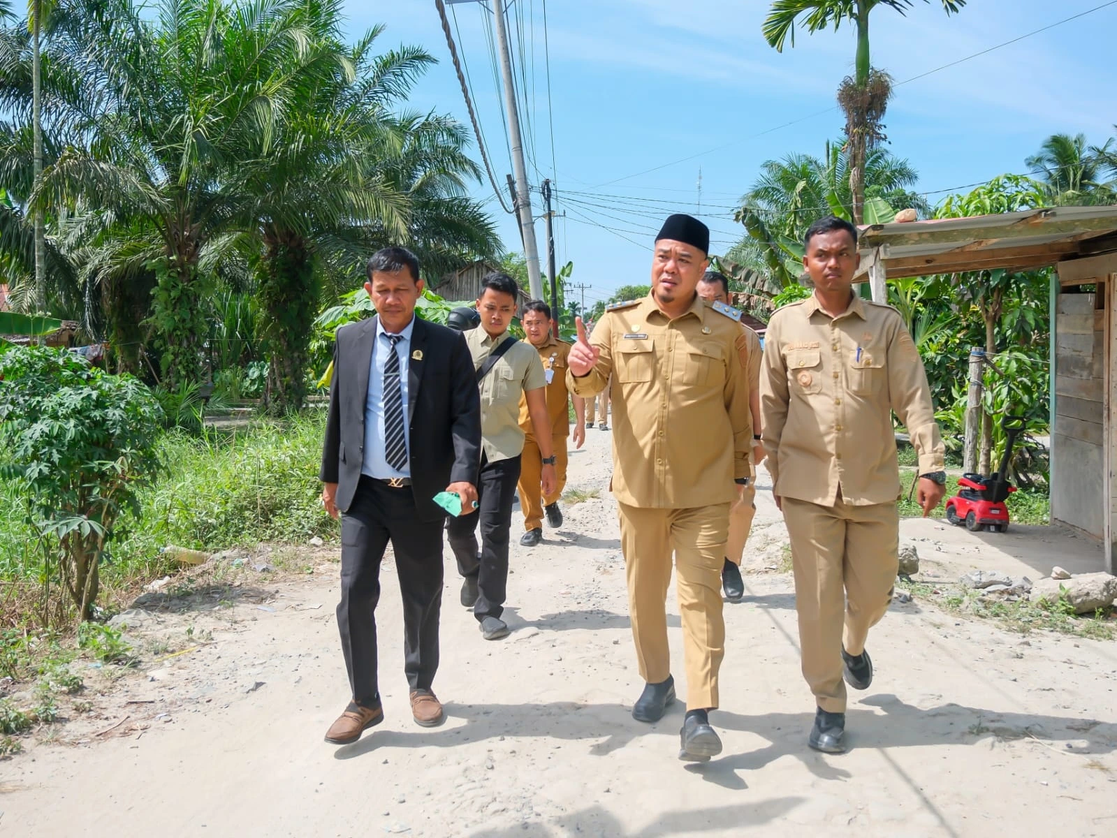 Wakil Bupati Syafrizal Tinjau BERLAYAR, Pastikan Pelayanan Publik Hadir hingga Desa