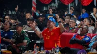 Bupati Batu Bara Nobar Final Piala Dunia 2026 Bersama Masyarakat
